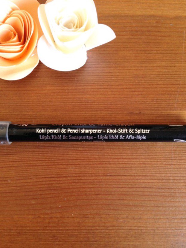 Kajalstift von Yves Rocher in schwarz mit Spitzer