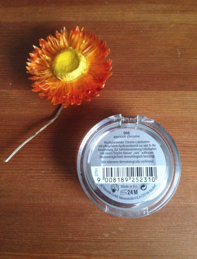 Monolidschatten von p2 in hellem Apricot-Kupfer