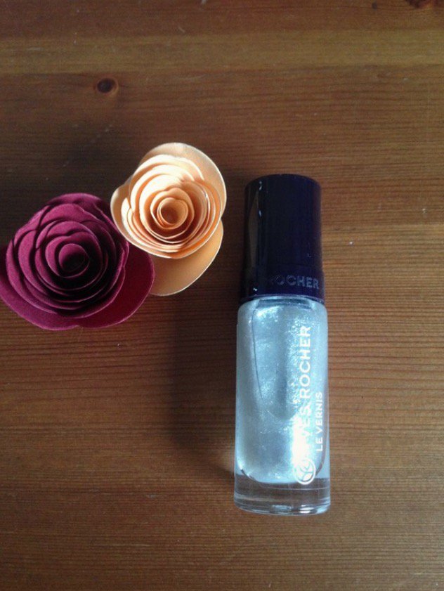 Glitzerlack in Silber-Weiß von Yves Rocher NEU