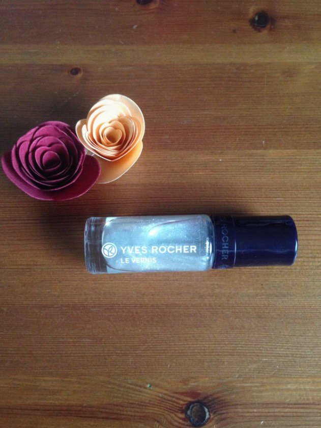 Glitzerlack in Silber-Weiß von Yves Rocher NEU