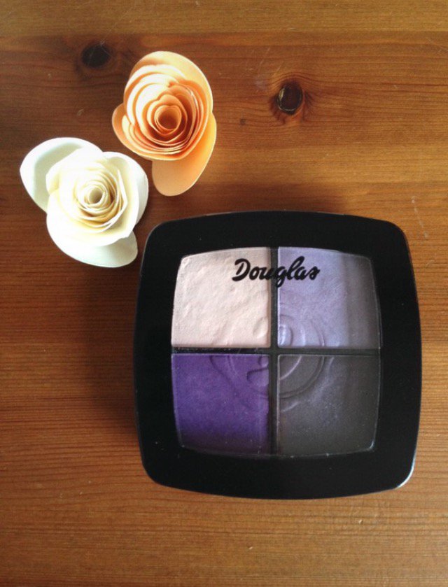 Lidschattenquattro von Douglas in matt Lila