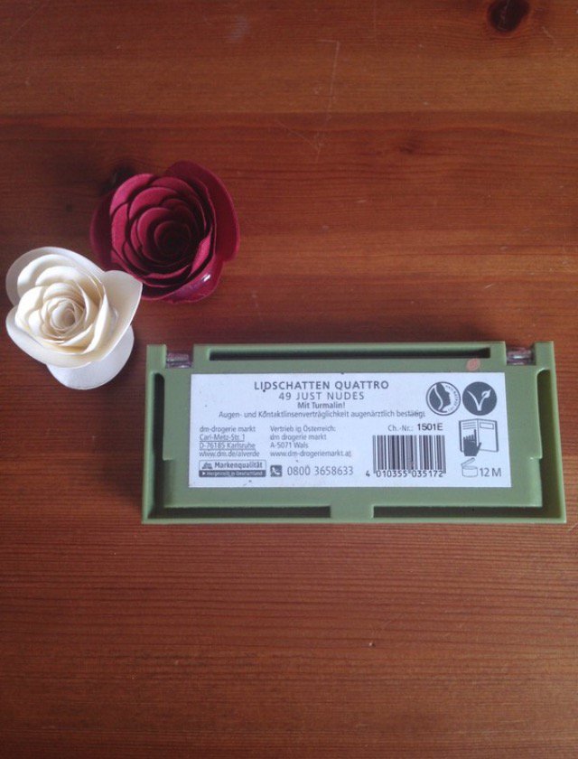 Helle Lidschattenpalette von Alverde mit Duft