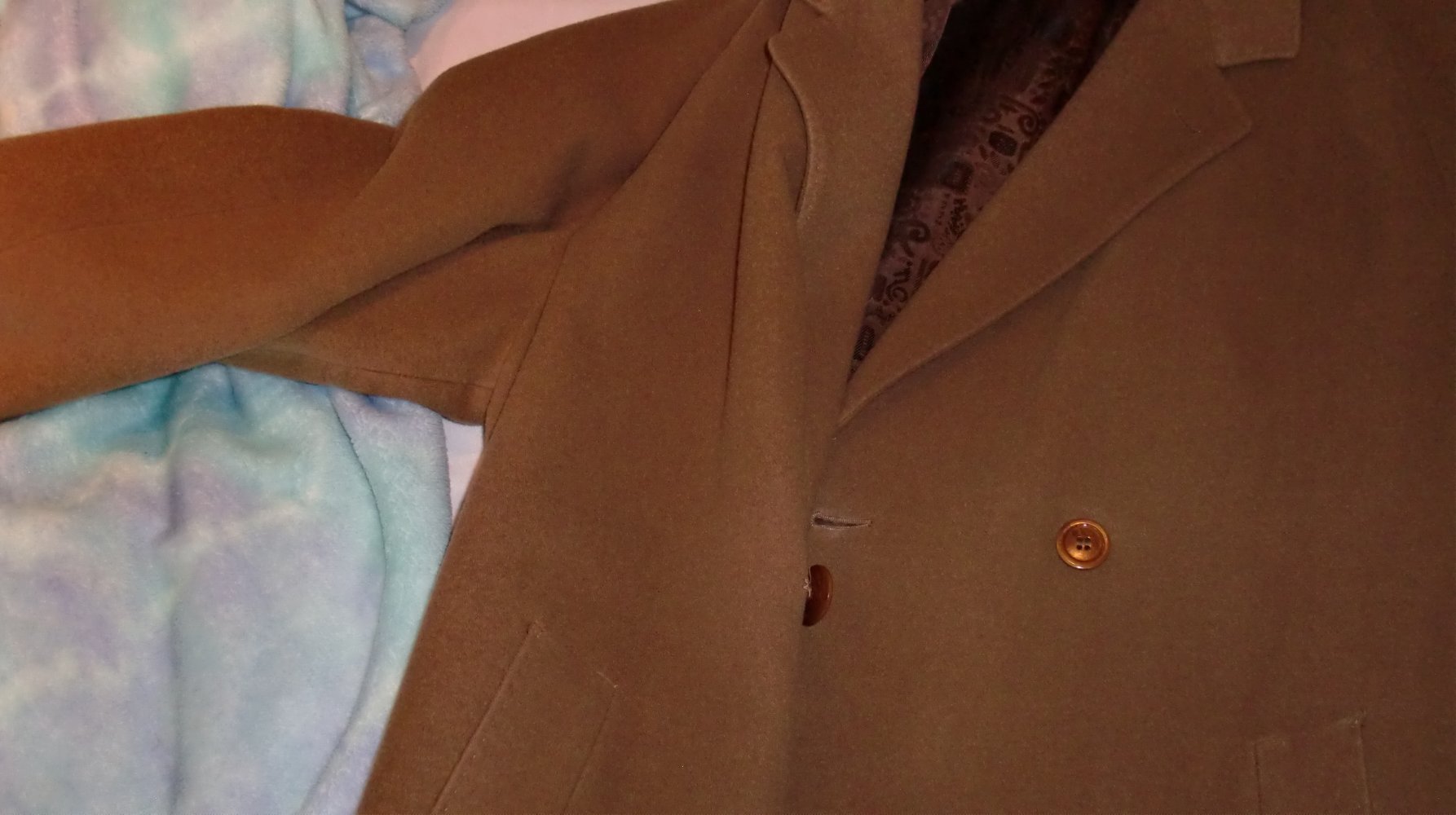 Herrenmantel 100% reine Schurwolle kamelhaarfarben Gr. 50