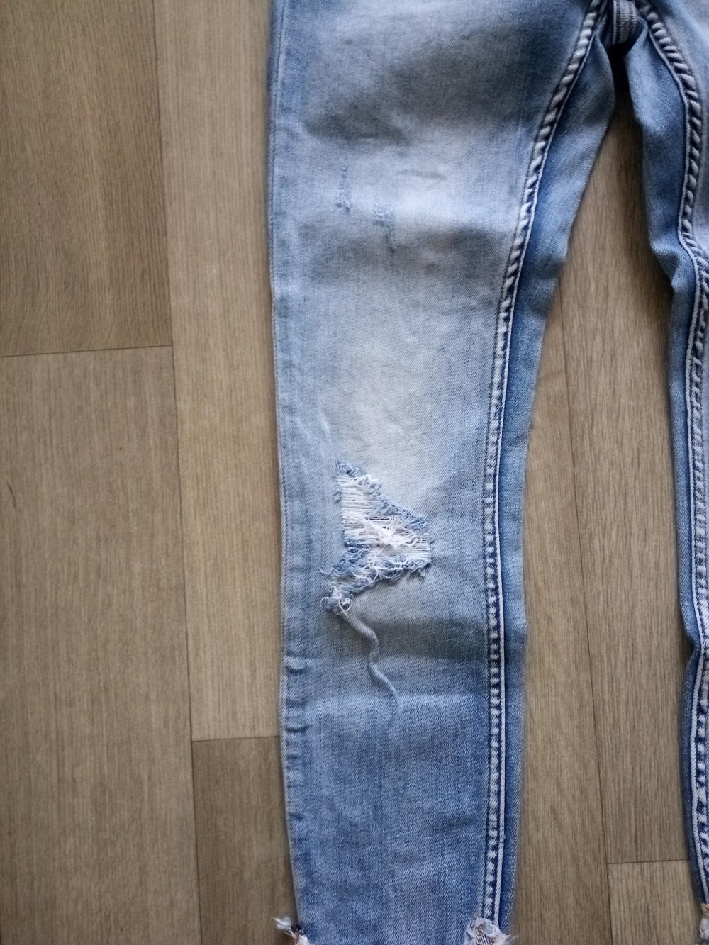 Amisu Ripped Jeans W 27