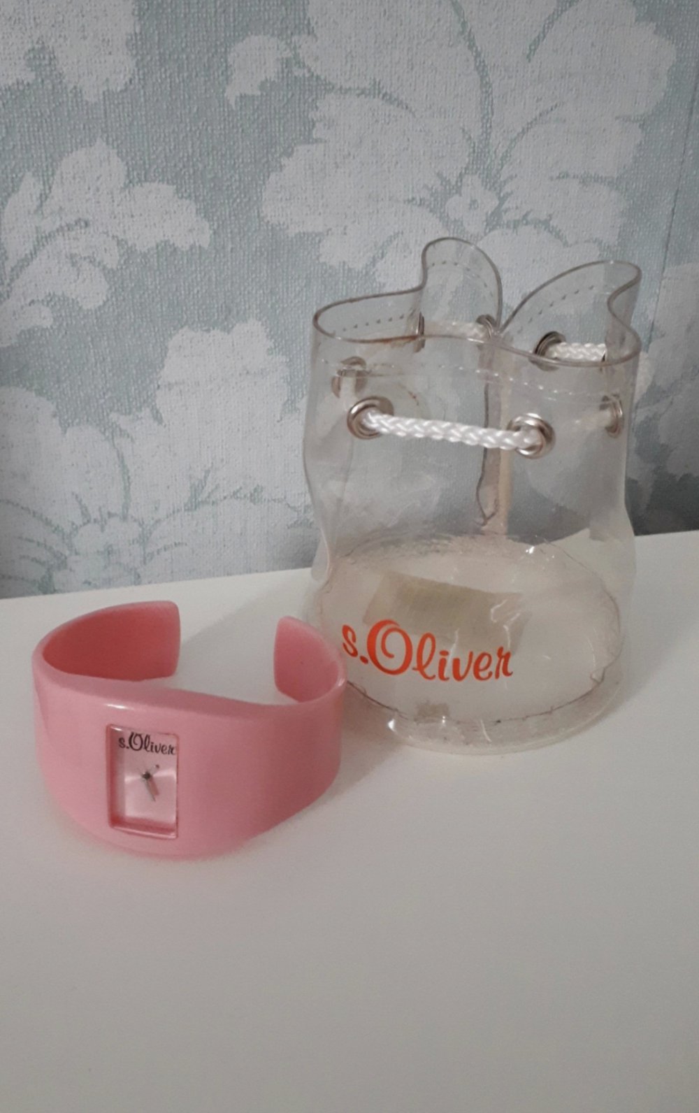 Süße Uhr von s.Oliver in rosa