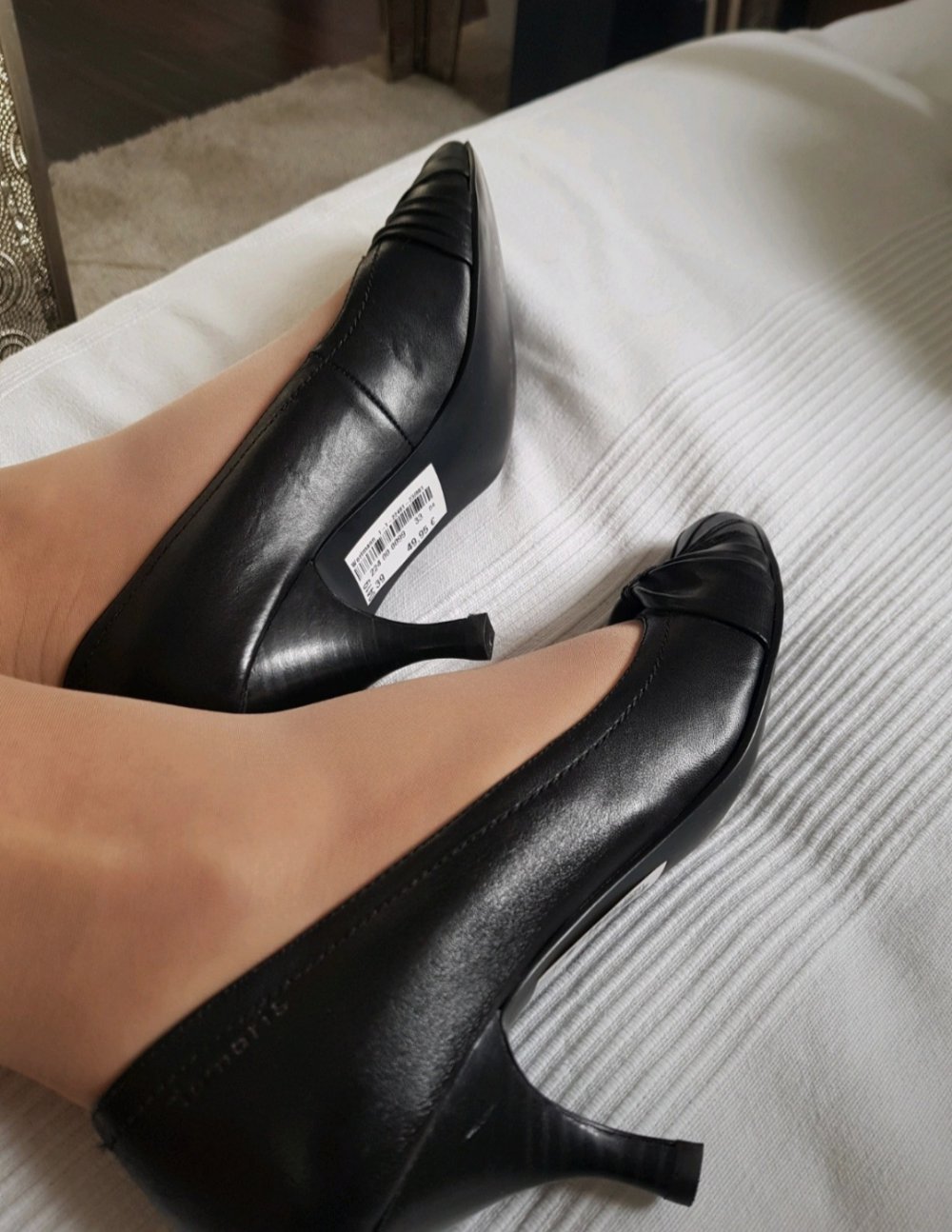 Neue Schwarze Pumps von Tamaris.