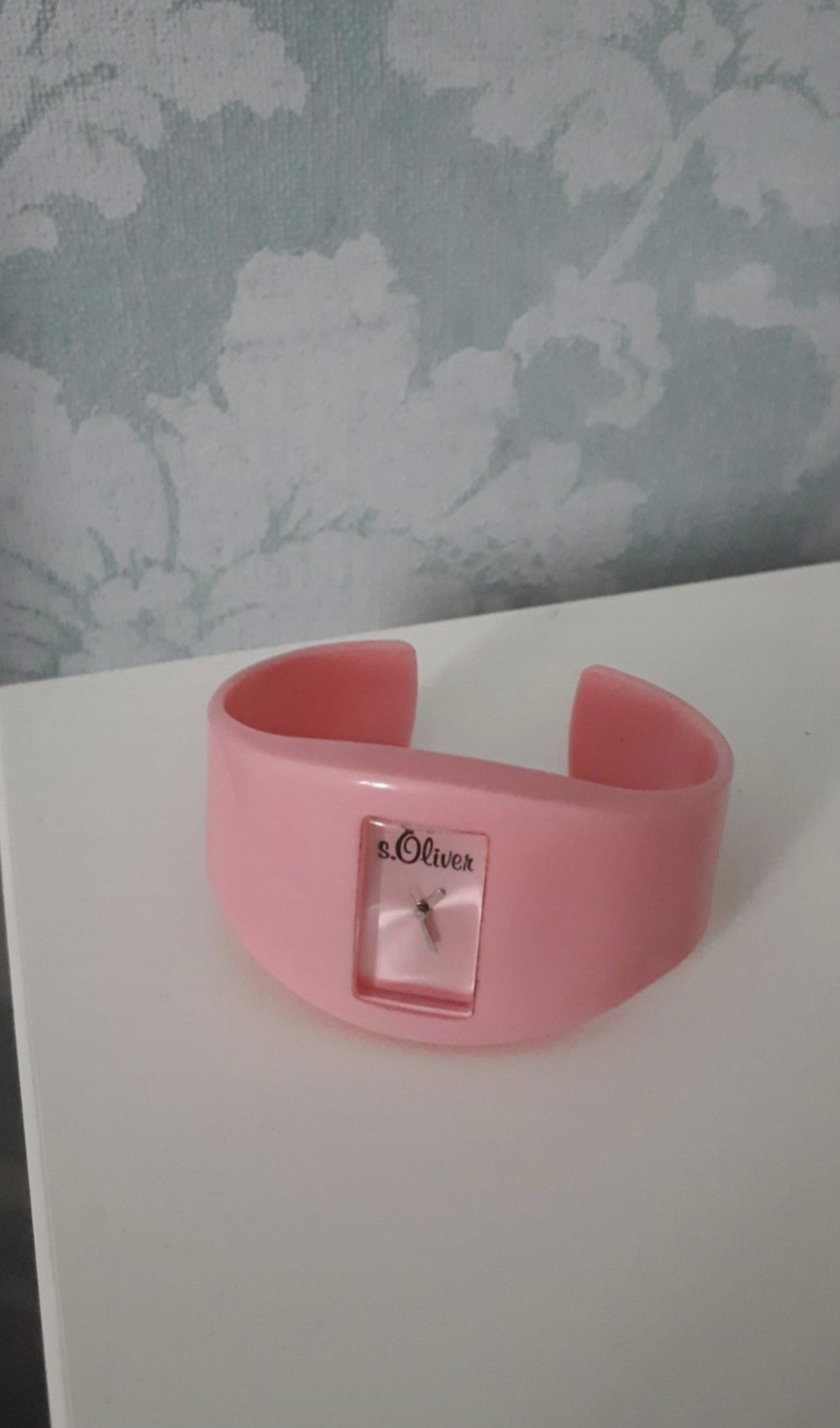 Süße Uhr von s.Oliver in rosa