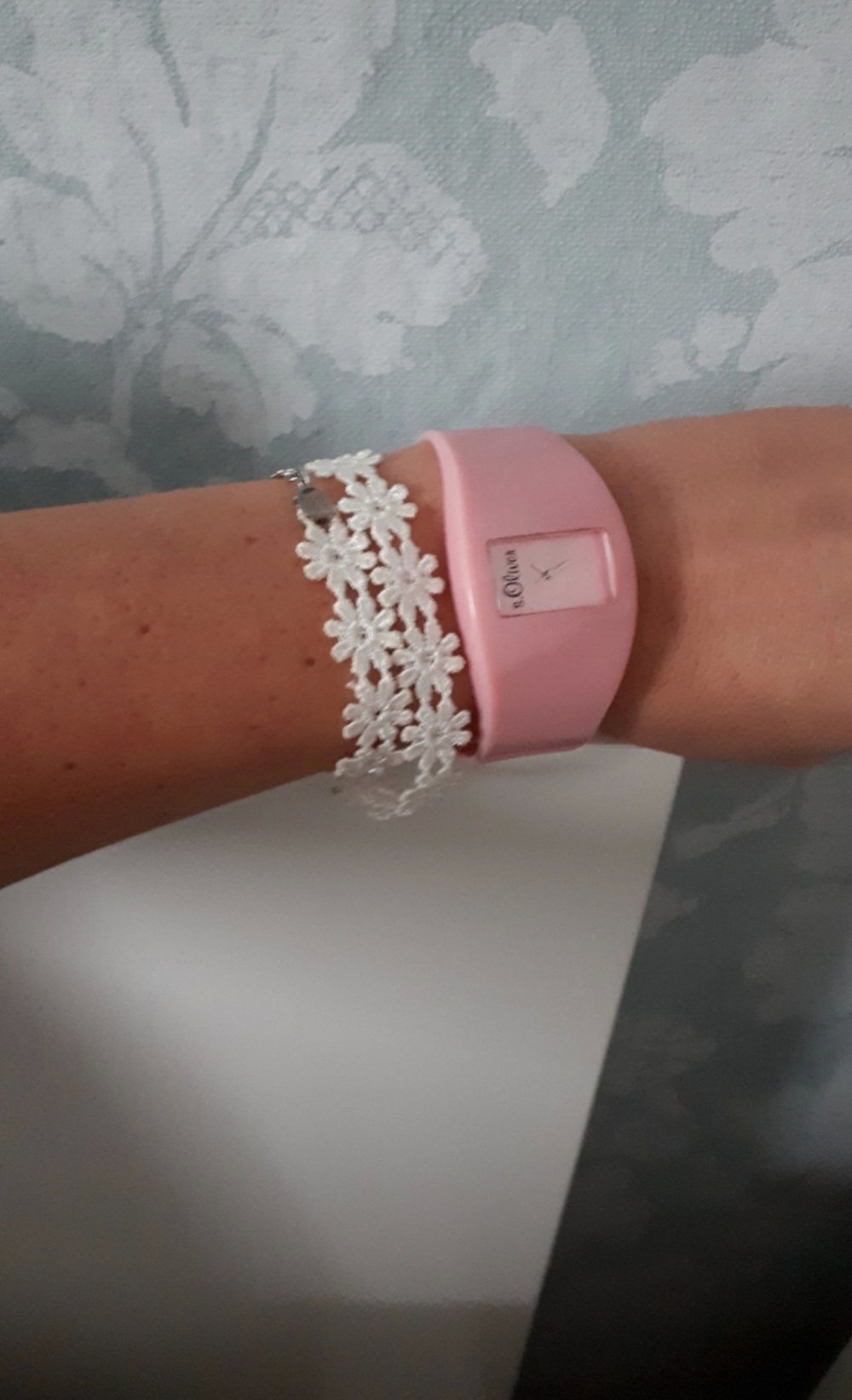 Süße Uhr von s.Oliver in rosa