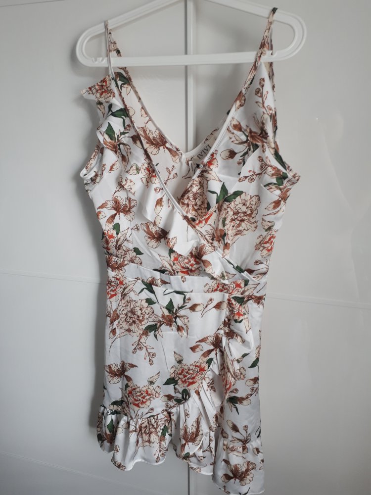 Kleid in wickelkleid optik von Ivivi. Neu. Mit Etikett 