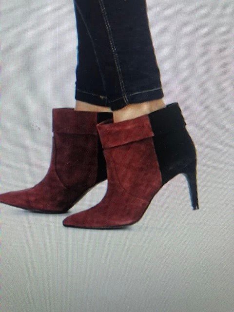 MIRANDA REVERS aus Wildleder Low Boots