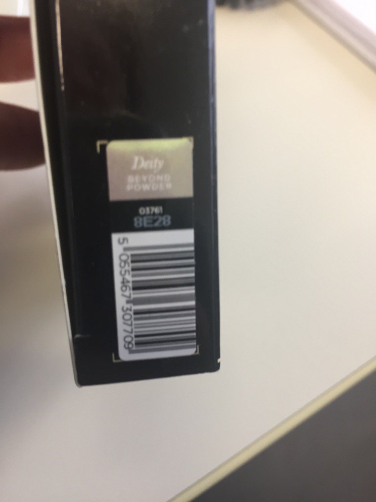 Illamasqua Beymond Powder