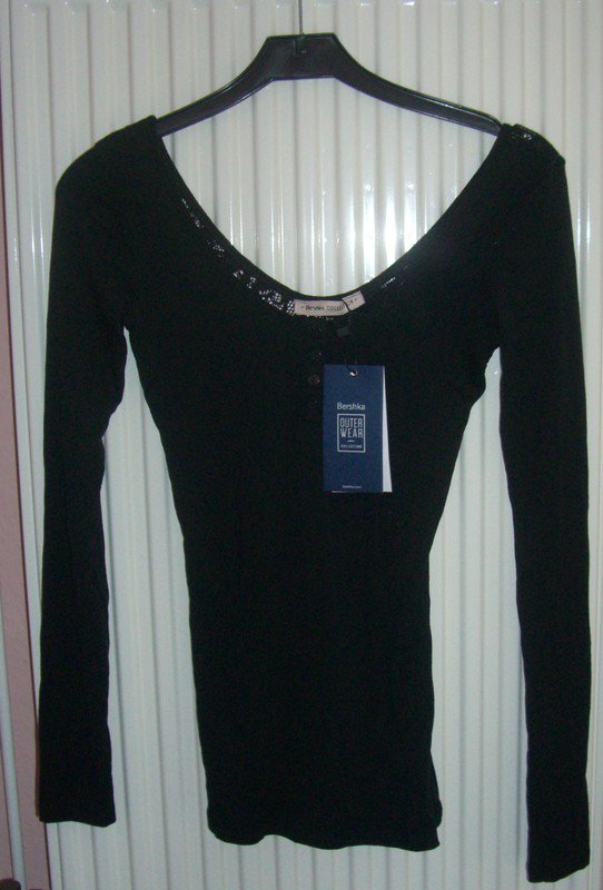 NEU LONGSLEEVE SPITZENRÜCKEN ASOS/BERSHKA GR. S/26 OBERTEIL SCHULTERFREI 