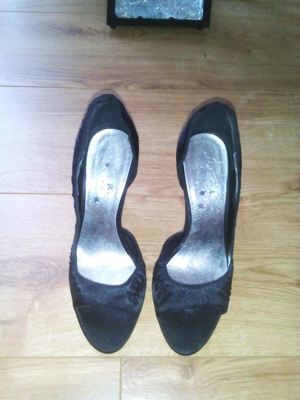 HIGH HEELS SATIN SANDALEN PEEPTOES STILETTO 38 ELEGANT HOCH NEUWERTIG