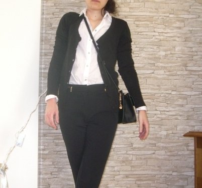 CARDIGAN STRICKJACKE ÜBERZOGENE KNÖPFE JÄCKCHEN TALLIERT H&M S/36 CASUAL