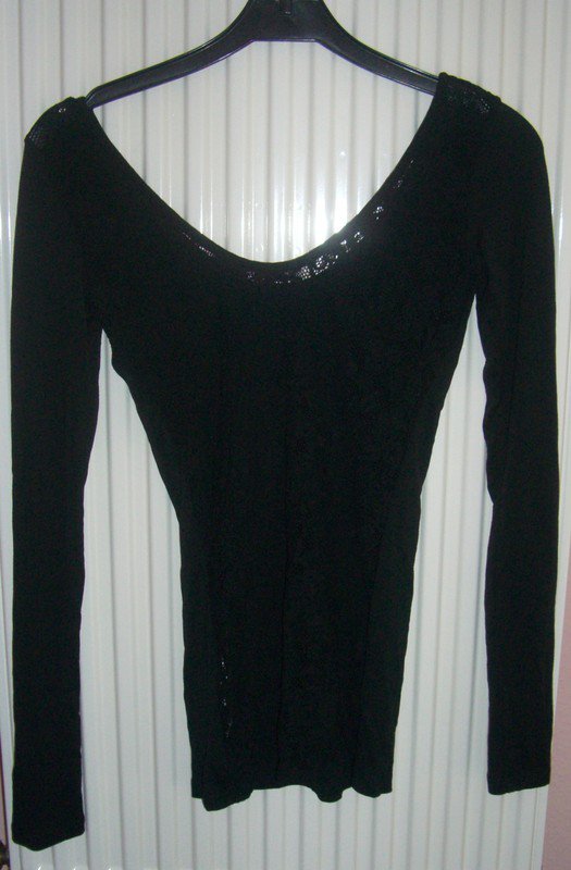 NEU LONGSLEEVE SPITZENRÜCKEN ASOS/BERSHKA GR. S/26 OBERTEIL SCHULTERFREI 