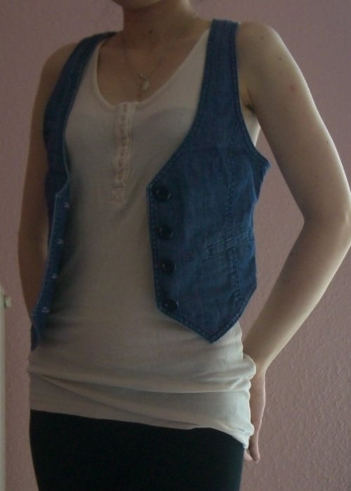 NEU JEANSWESTE GILET ÜBERZIEHER DENIM TALLIERT 34/XS UNGETRAGEN 