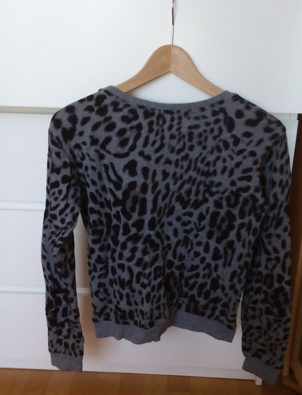 NEU SWEATER LONGSLEEVE PULLOVER OBERTEIL MUSTER LEOOPTIK 34/XS LANGÄRMLIG