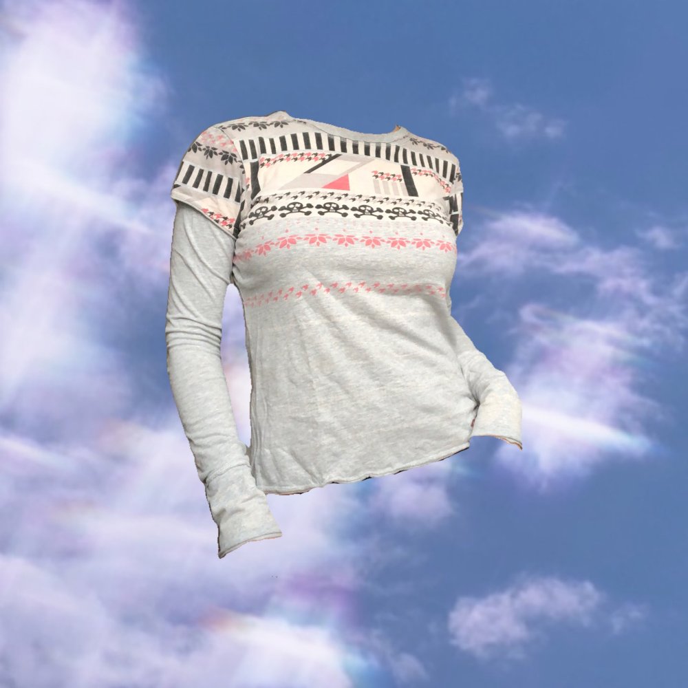 Early 2000s y2k Billabong Langarmshirt mit Totenköpfen