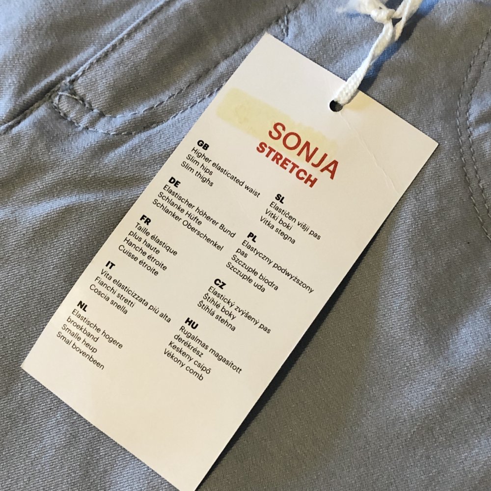 Highwaist stretch Hose mit geradem Schnitt und Stickerei