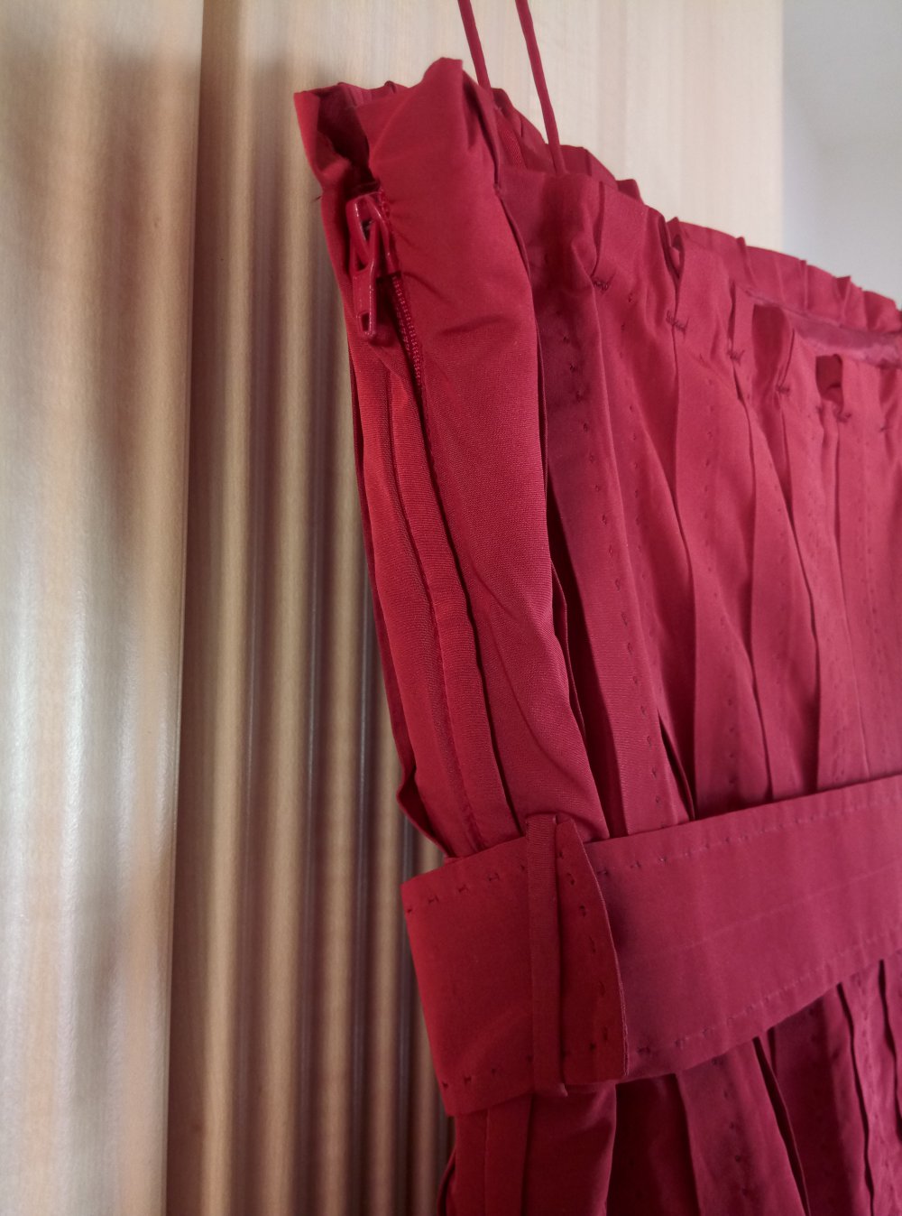 Hugo Boss Ballon Kleid Cocktail Kleid Rot Größe 34 mit Seide 