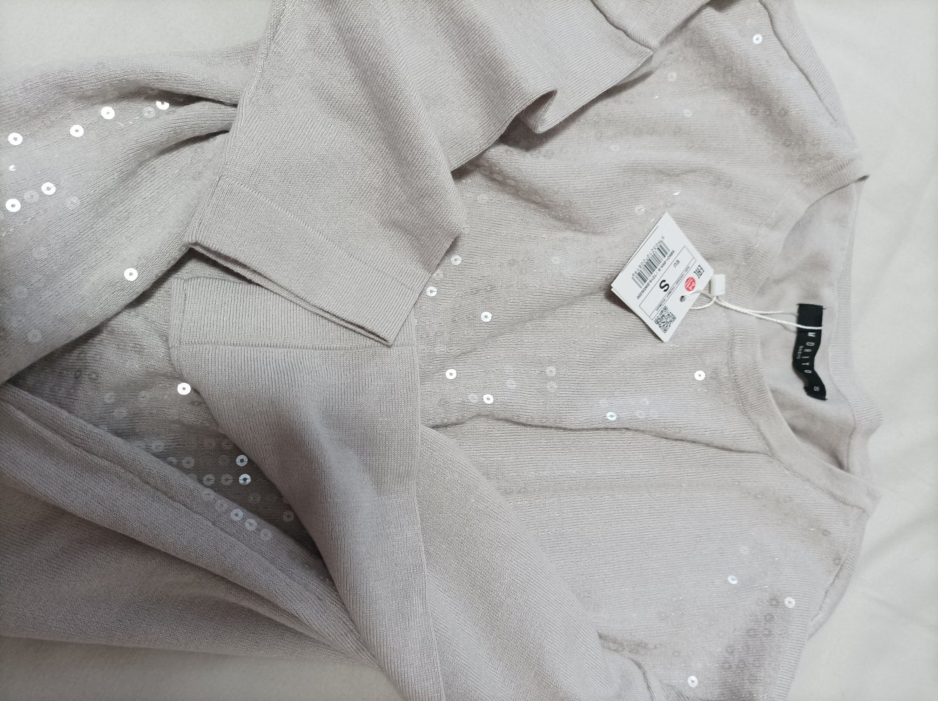 Pullover Shirt von Mohito Gr. S / 36 Pailletten