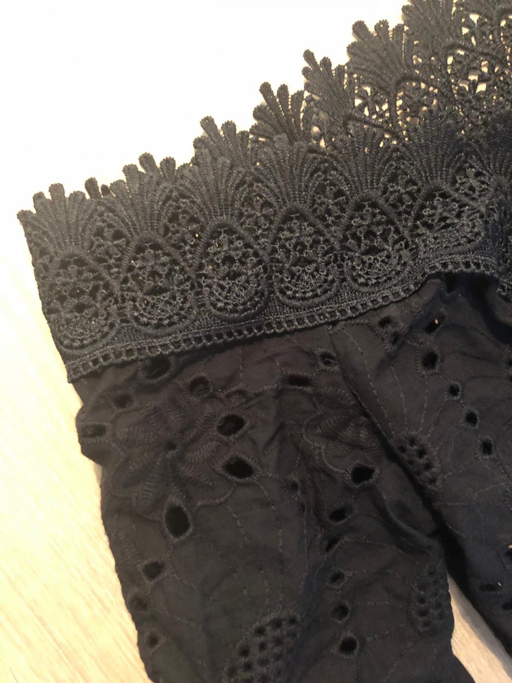 NEU Crop Top Spitze Carmen Bluse Schwarz M 36 38 Bauchfrei Schulterfrei