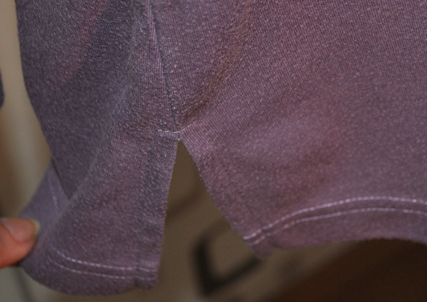 Lila Shirt mit Strass