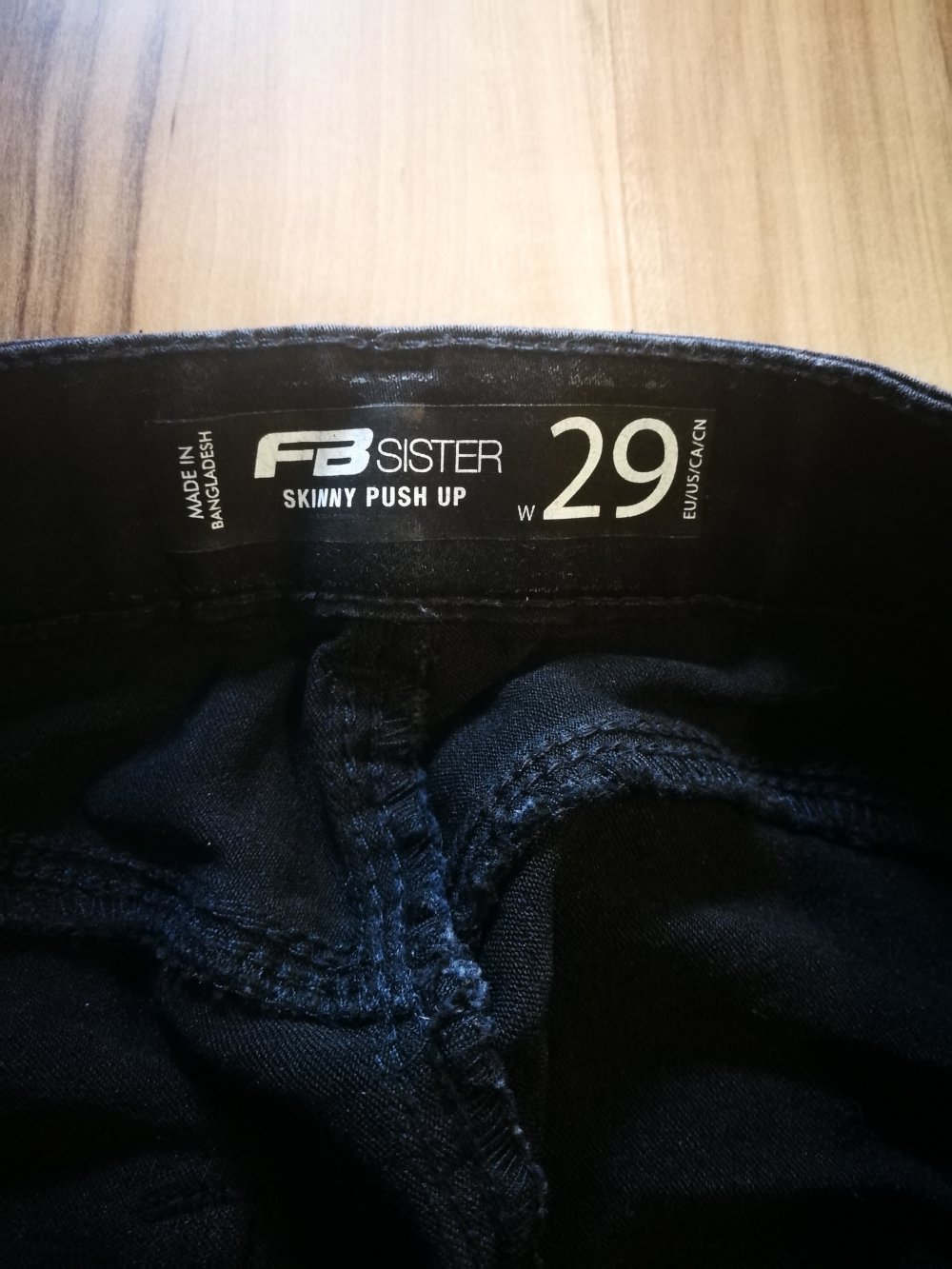 Schwarze Skinny Jeans 