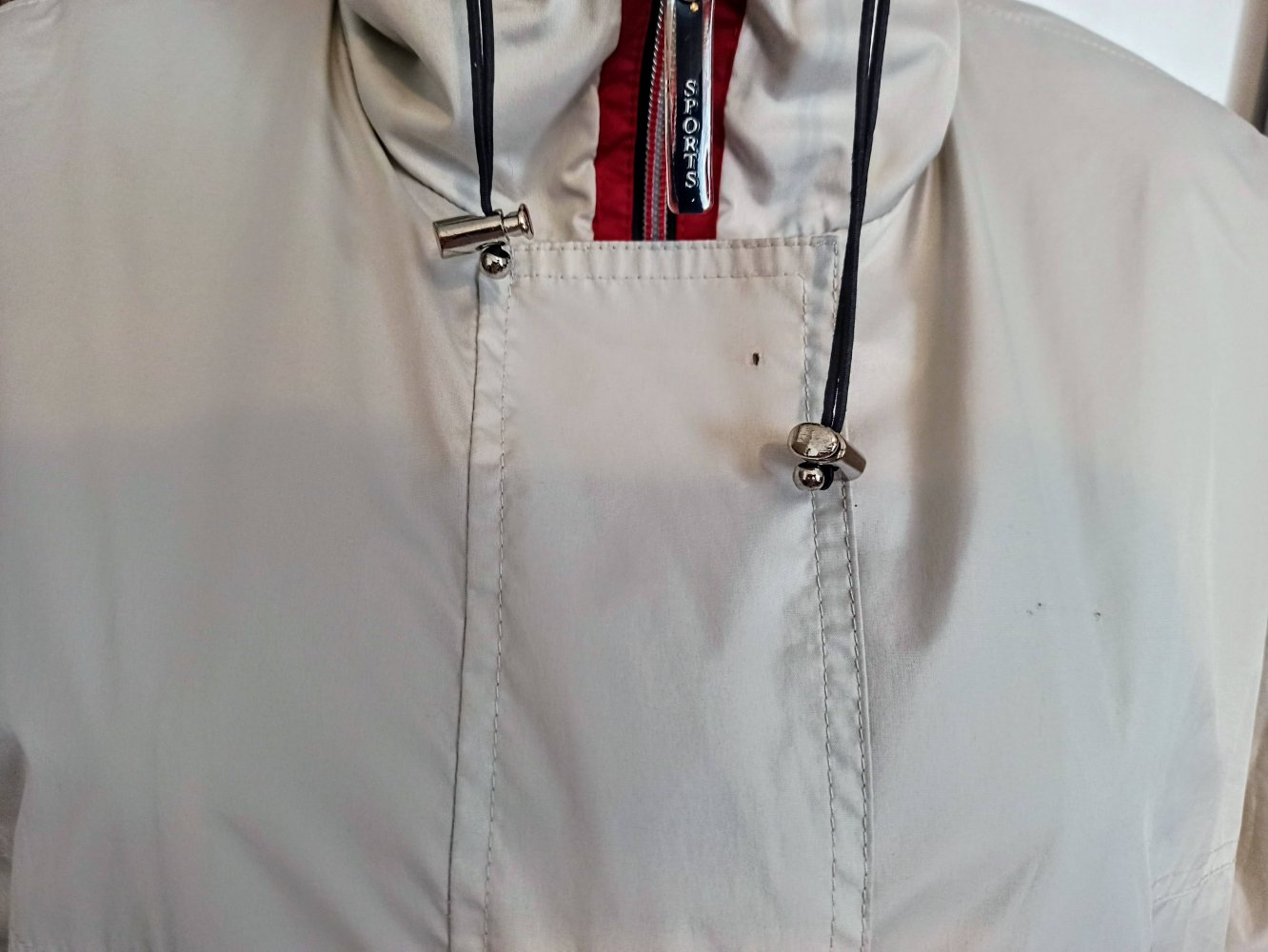 Schöne Jacke in Cremefarbe von Yessica