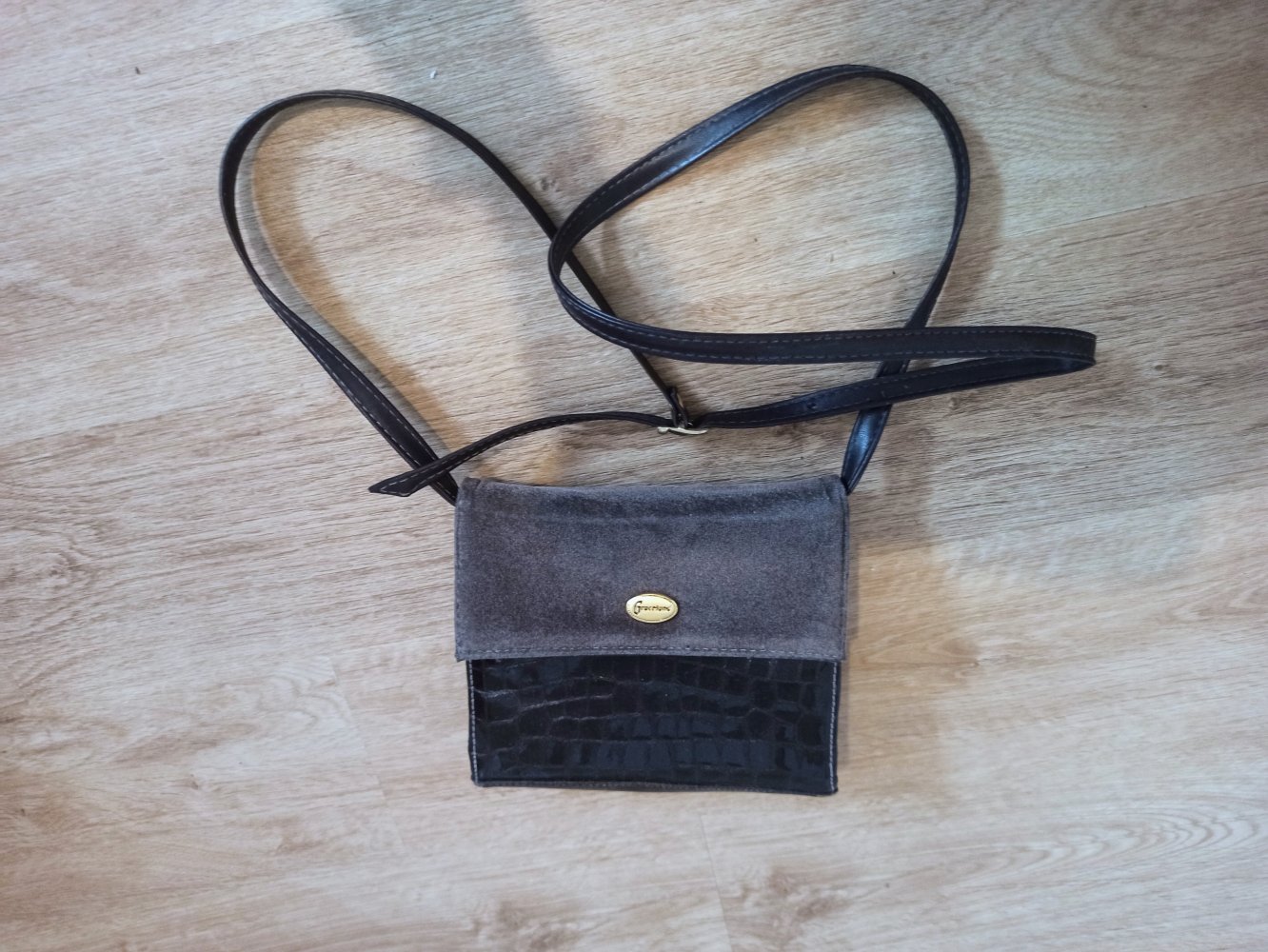 Süße kleine Tasche in braun von Graceland