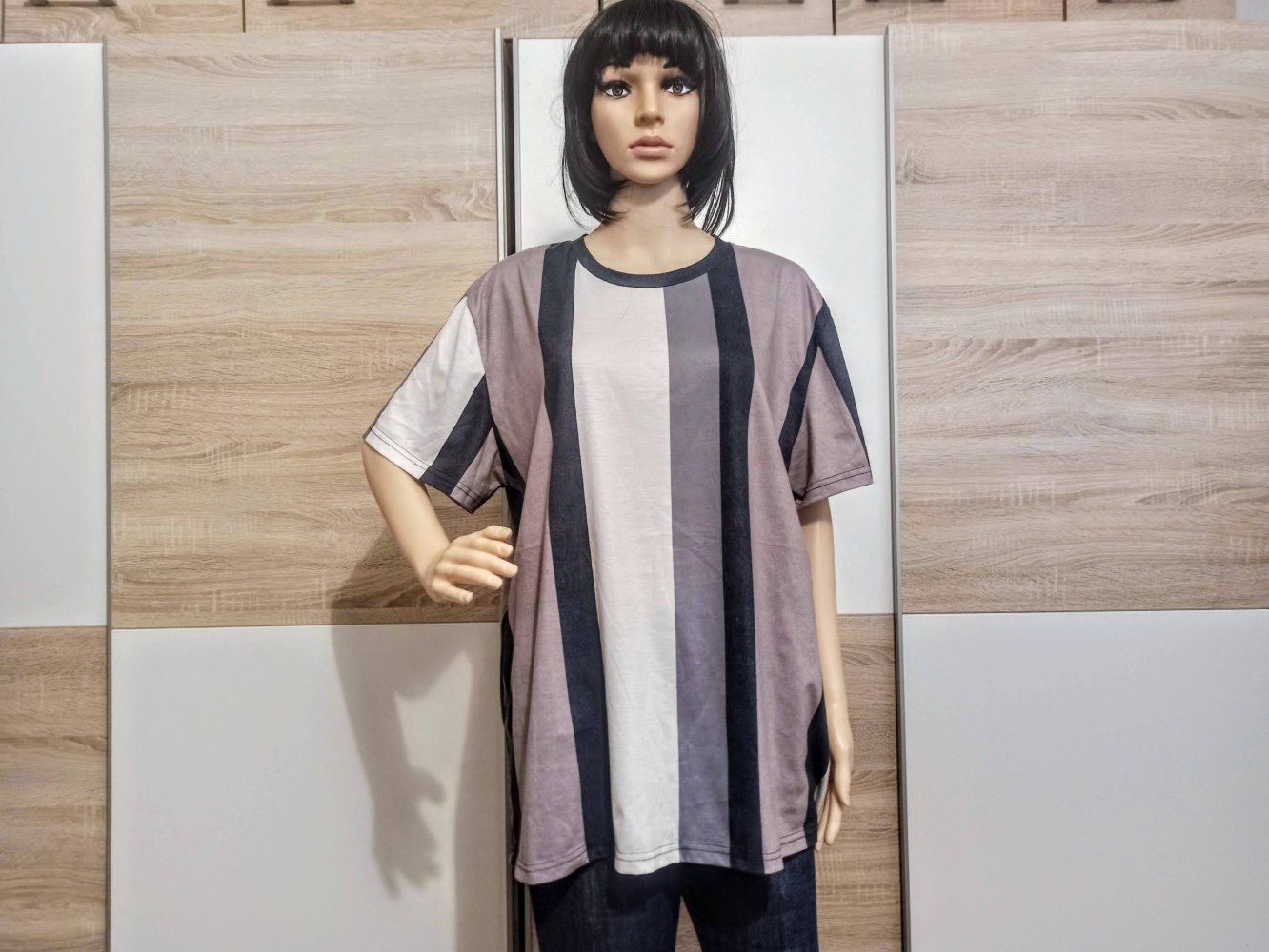 Schönes gestreiftes T-Shirt von Schein in weiß/marienblau/beige/grau