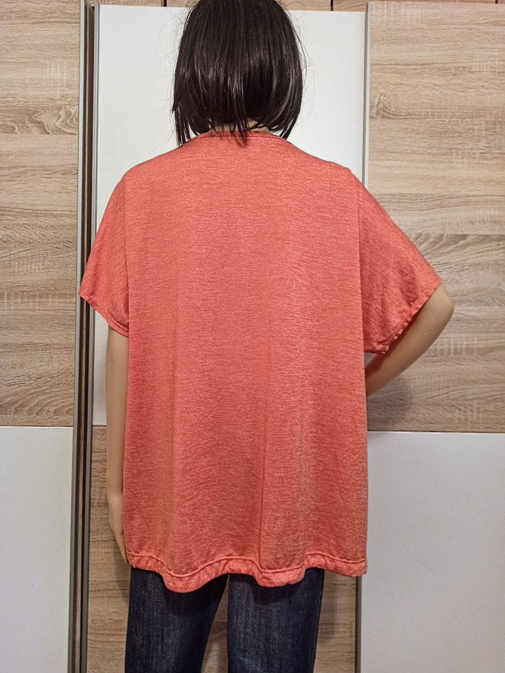 Schönes T-Shirt in korallenrot von TCM