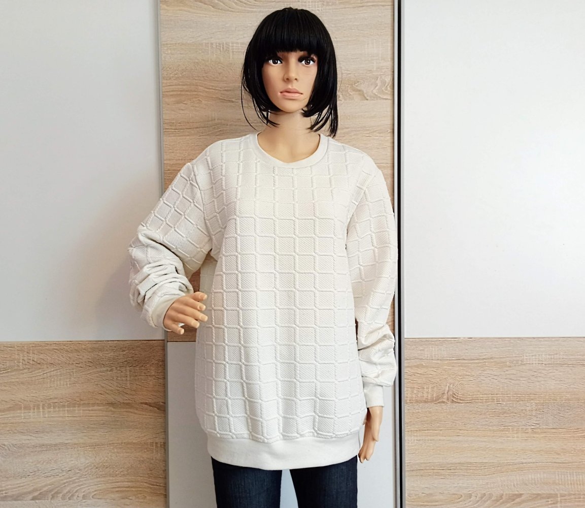 Schöner Pullover in weiß von Smog