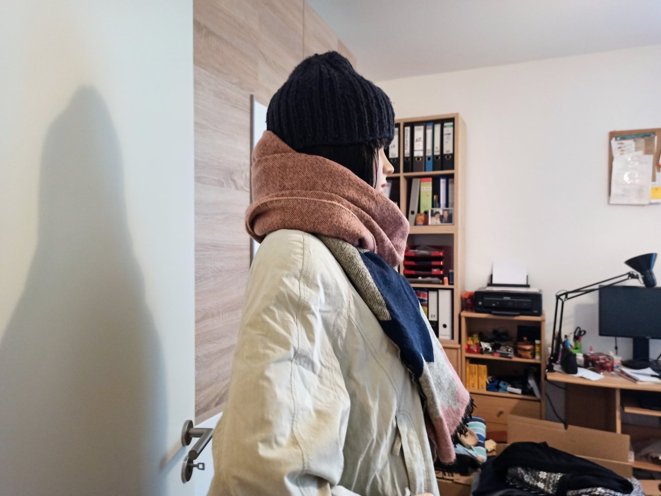 Schöner Mütze mit Schal blau/beige/grau