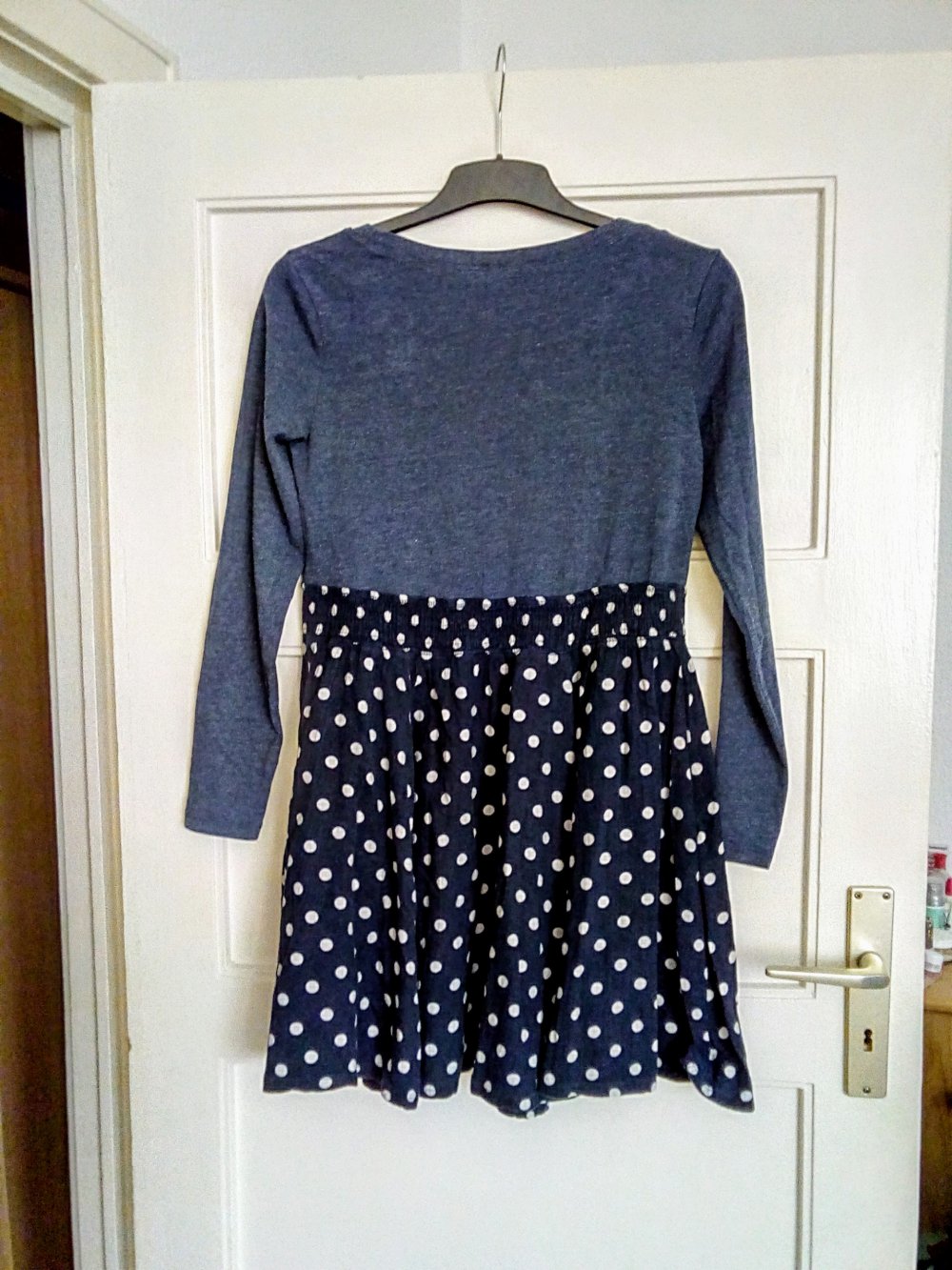 Schönes Kleid von H&M