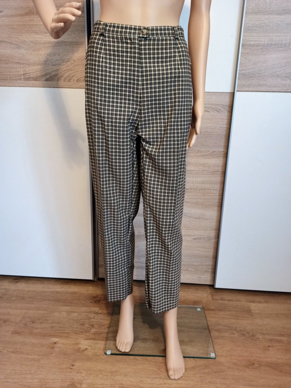 Schöne karierte Hose von Yessica