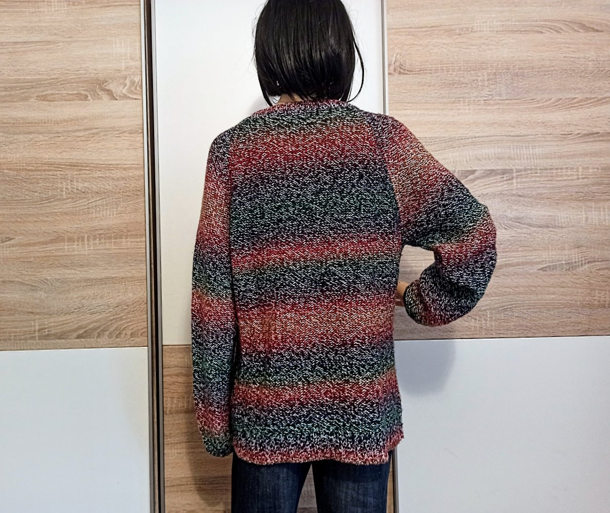 Schöner bunter Pullover von Gina