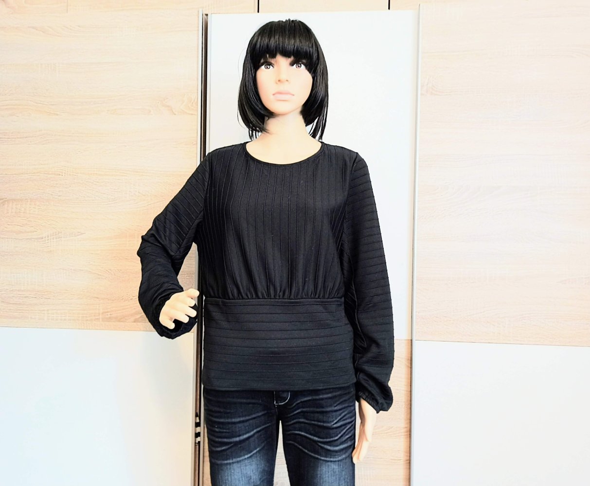 Schöne Bluse in schwarz von H&M