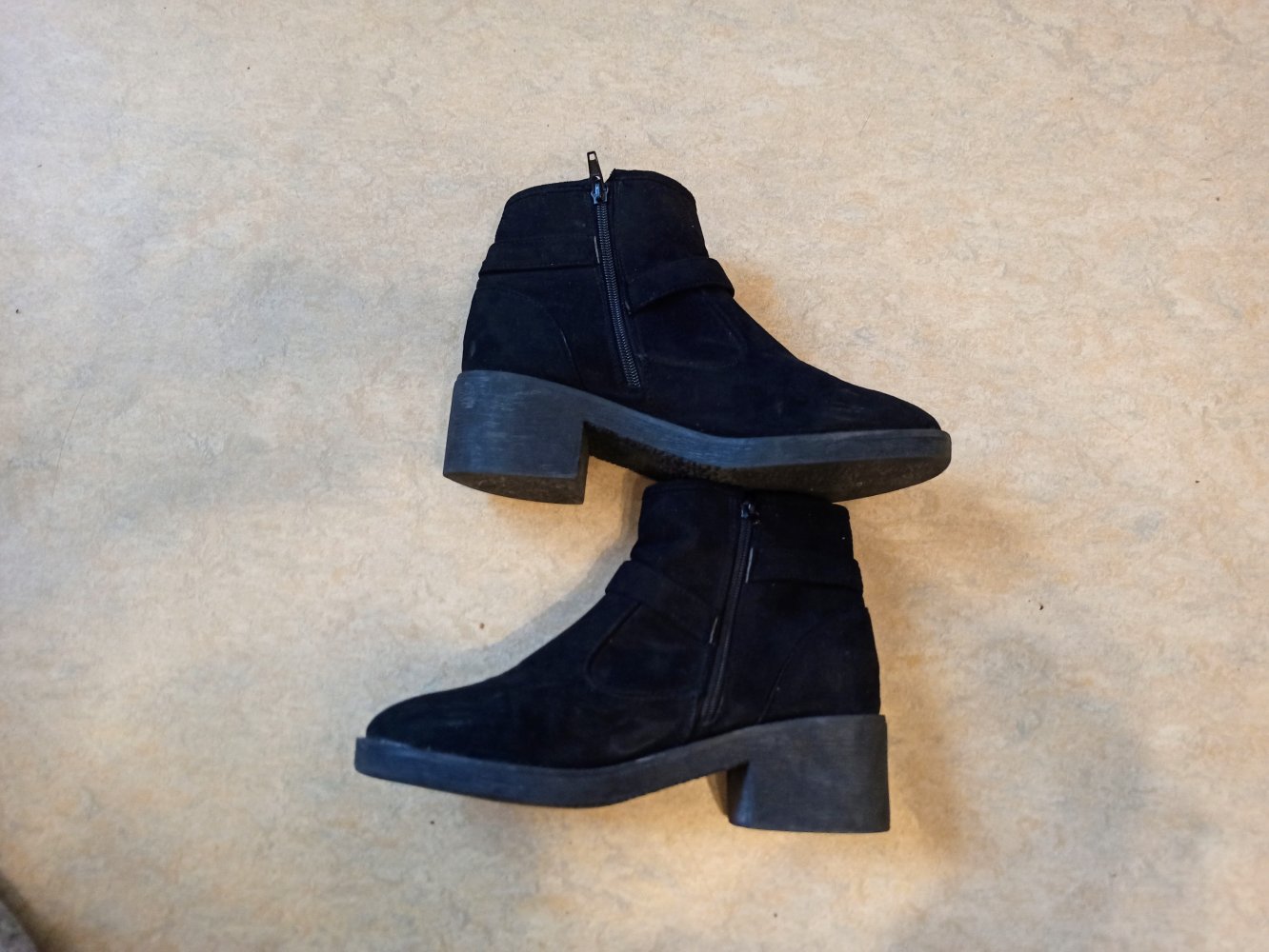 Tolle Wildleder Stiefeletten von Primark 