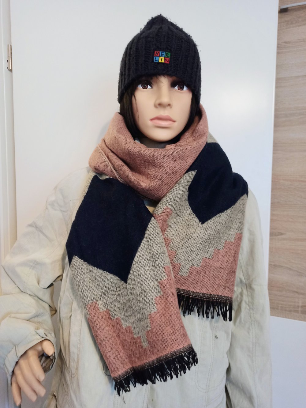 Schöner Mütze mit Schal blau/beige/grau