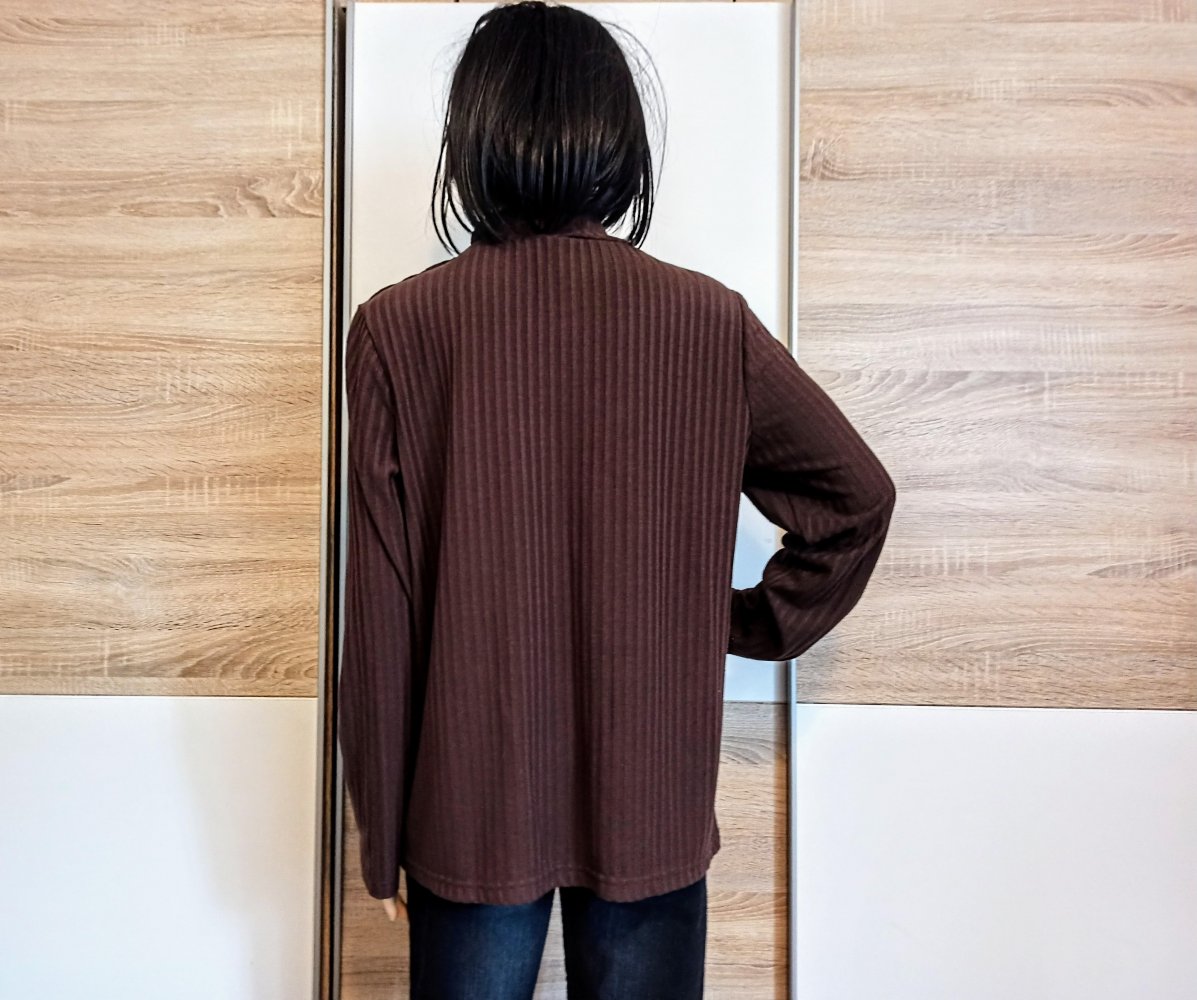 Schönes Langarm-Shirt in braun von Janina