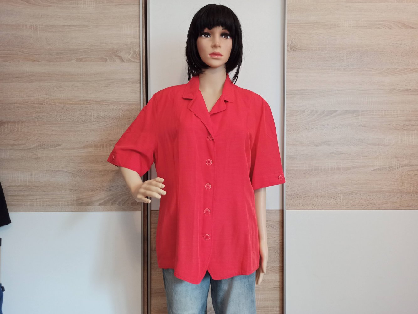 Schöne Bluse in rot von Delmod