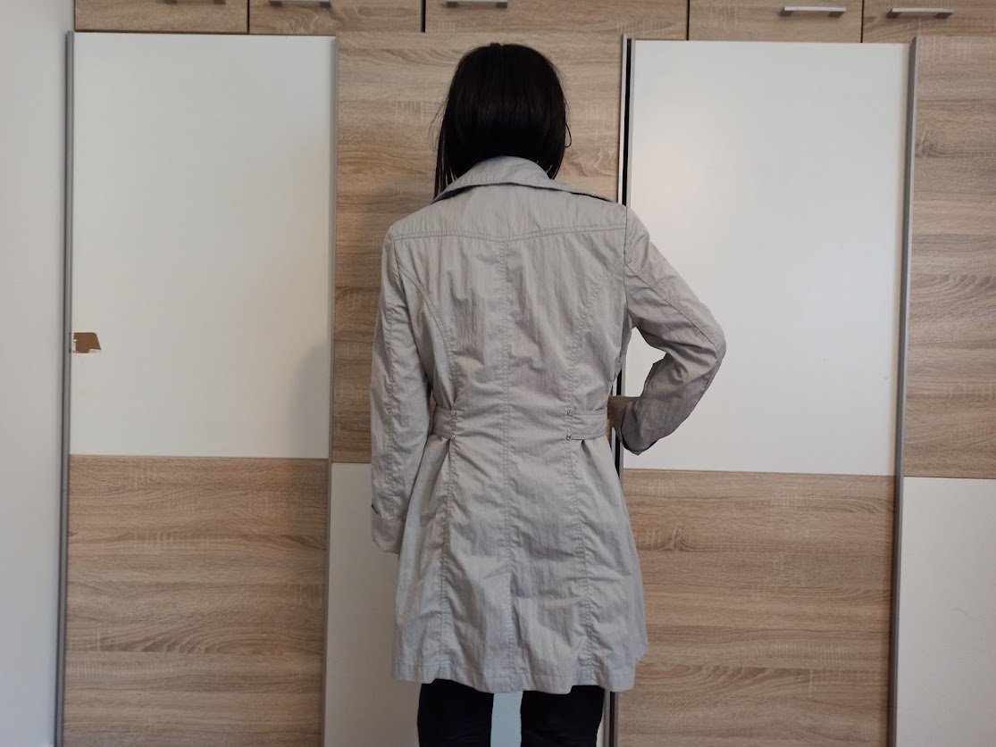 Schöne Jacke in grau von Blue Flame