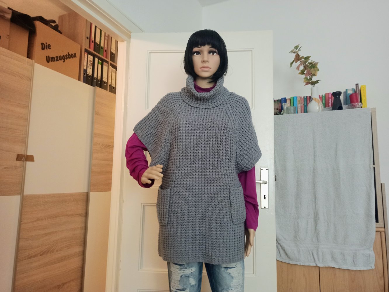 Schöner Pullover in grau von Gina 