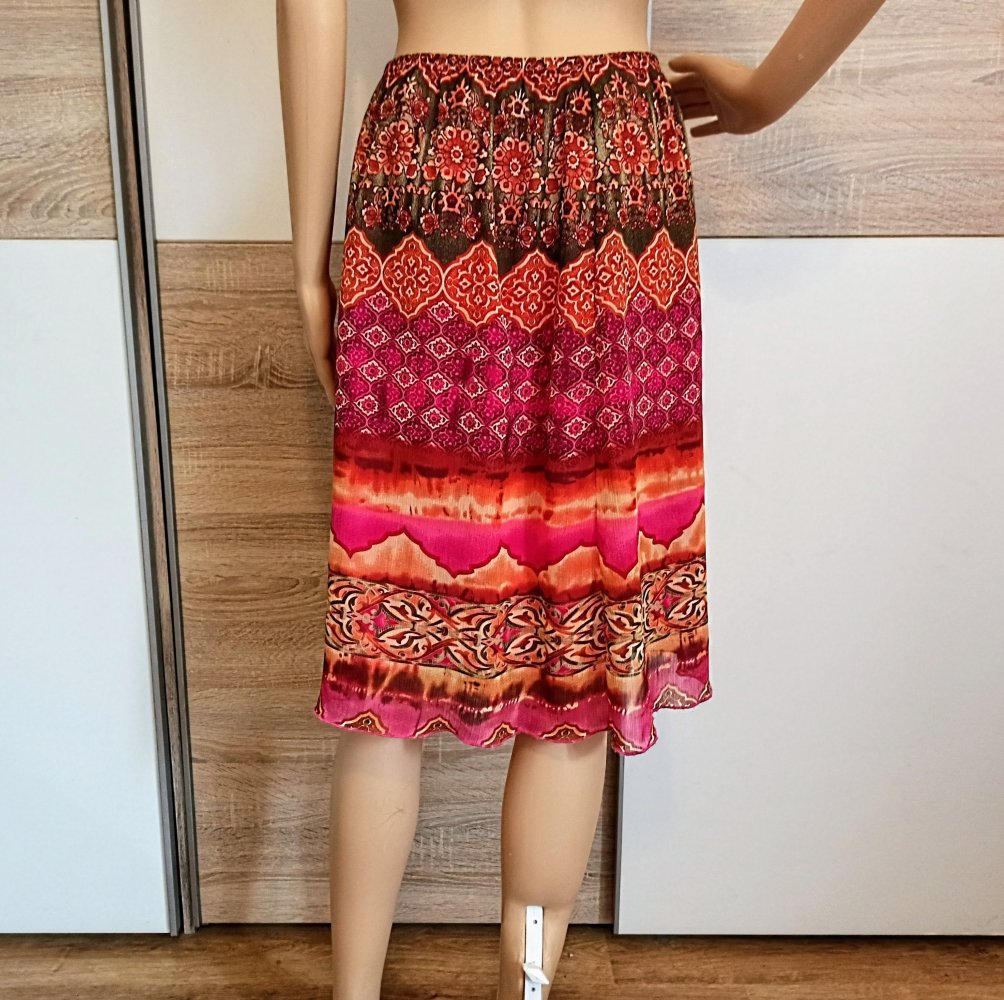 Schöner bunter Rock von J'Espere