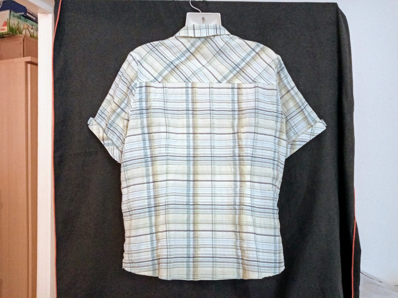 Sehr schöne karierte Bluse von Gina Laura 