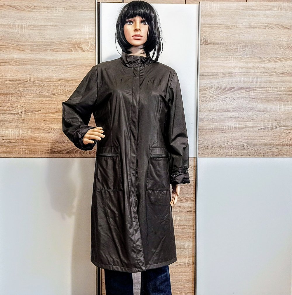 Schöner Mantel in braun von Vero Moda