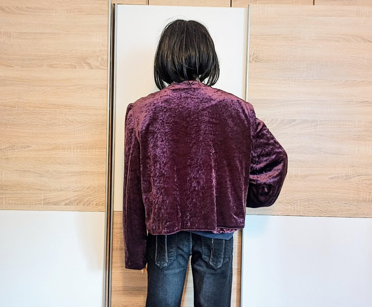 Schöne leichte Jacke in violett von Secendo