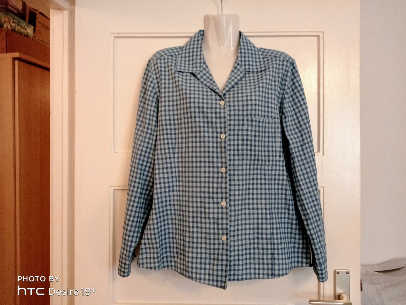 Sehr schöne karierte Bluse von Yorn 