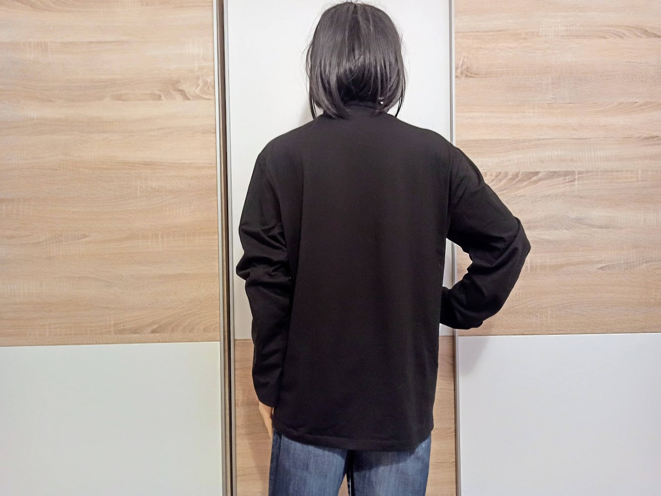 Schönes Langarm-Shirt in schwarz von Alegra K. 